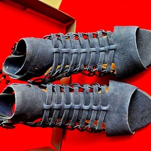 Vince Camuto Women's Black Strappy Heeled Sandals